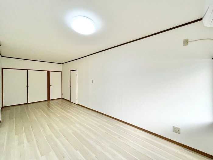 メゾンコヤマの物件内観写真