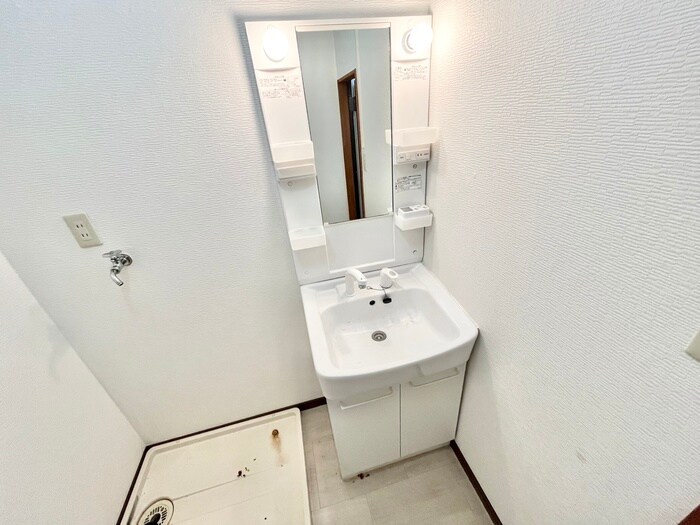 メゾンコヤマの物件内観写真