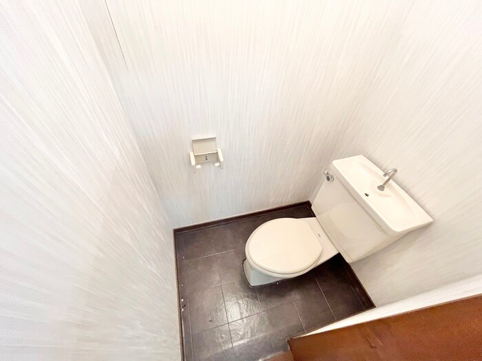 メゾンコヤマの物件内観写真