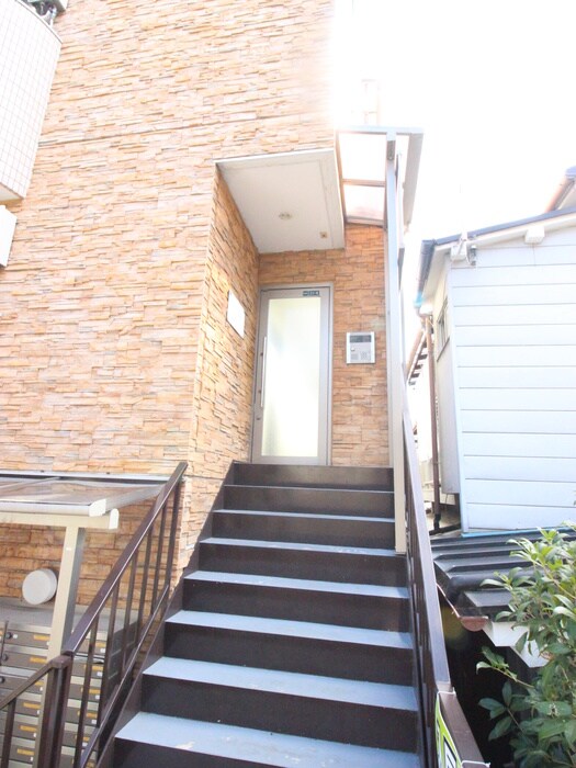 フリーディオ城垣の物件外観写真