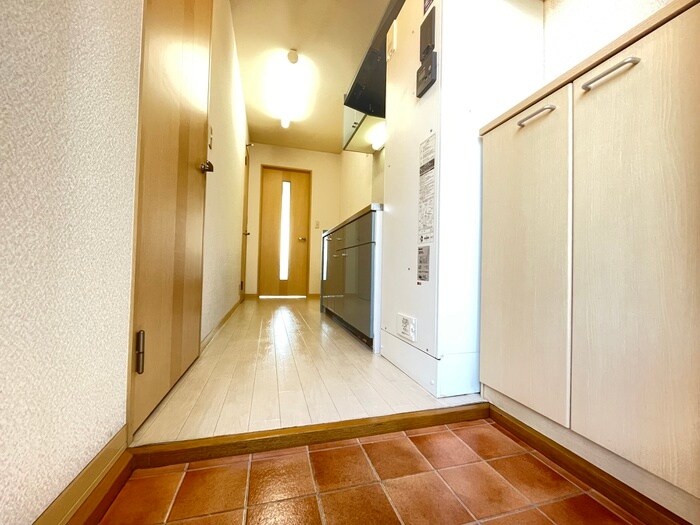 メゾン長曽根B棟の物件内観写真