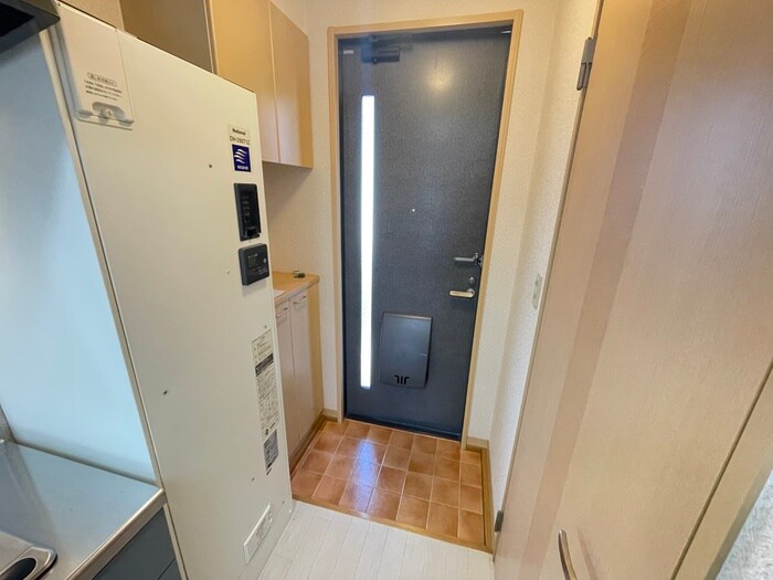 メゾン長曽根B棟の物件内観写真