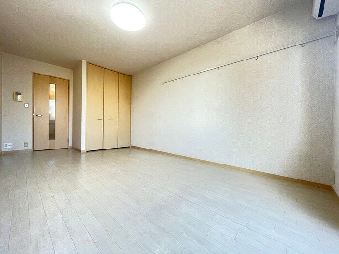 メゾン長曽根B棟の物件内観写真