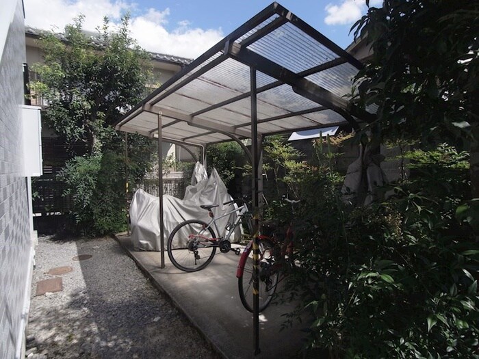 ハイツコロボックルの物件外観写真