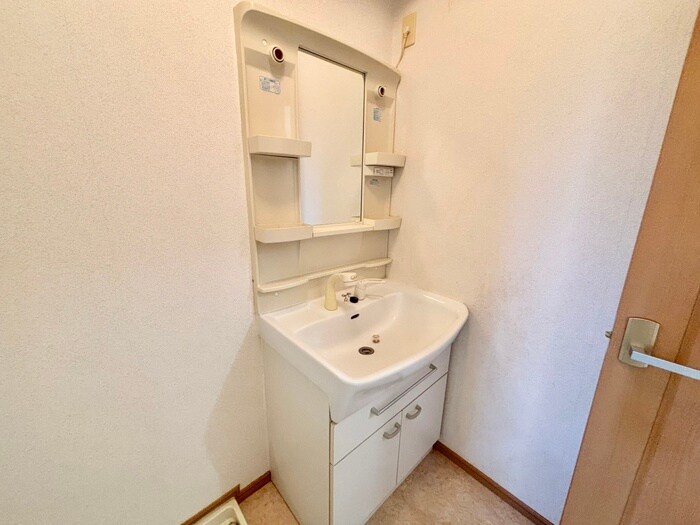 ルナパレスＤの物件内観写真