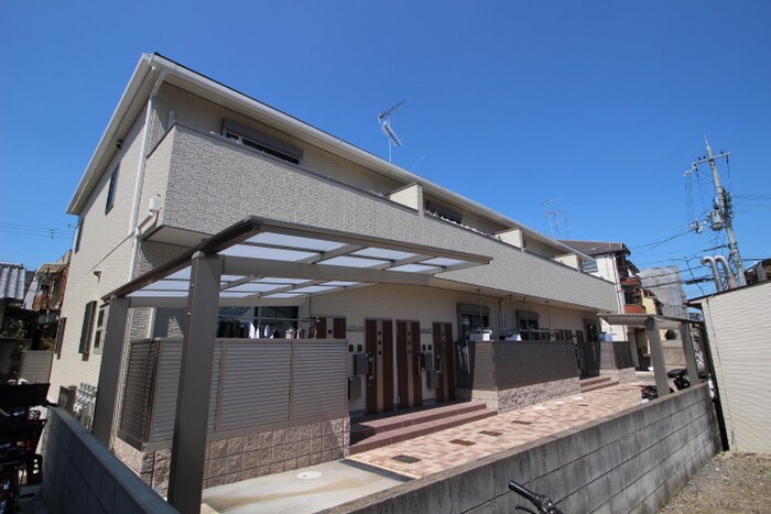 サンモルク西院の物件外観写真