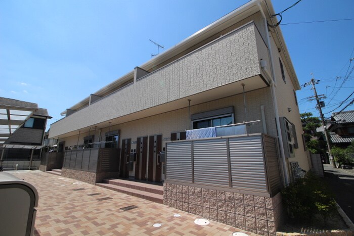 サンモルク西院の物件外観写真