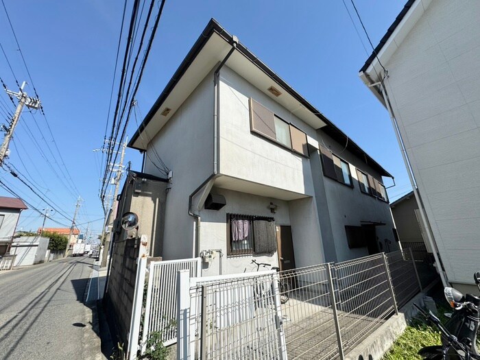 上田南アパートの物件外観写真