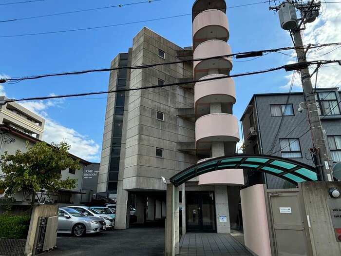 ウエストヒルズの物件外観写真