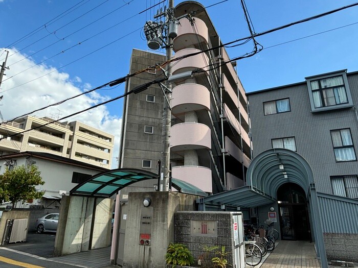 ウエストヒルズの物件外観写真