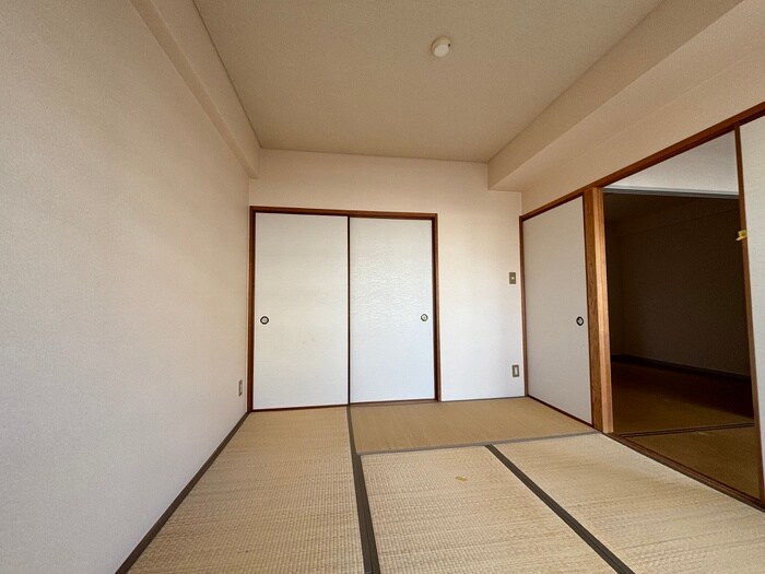 ウエストヒルズの物件内観写真