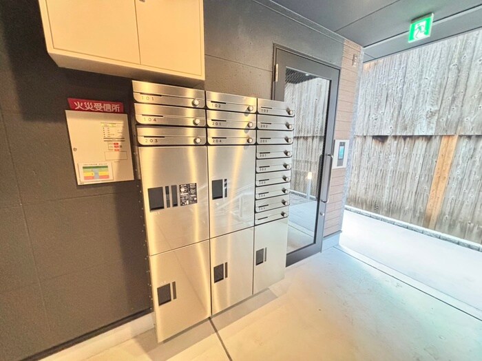 セレニティ法善寺の物件外観写真