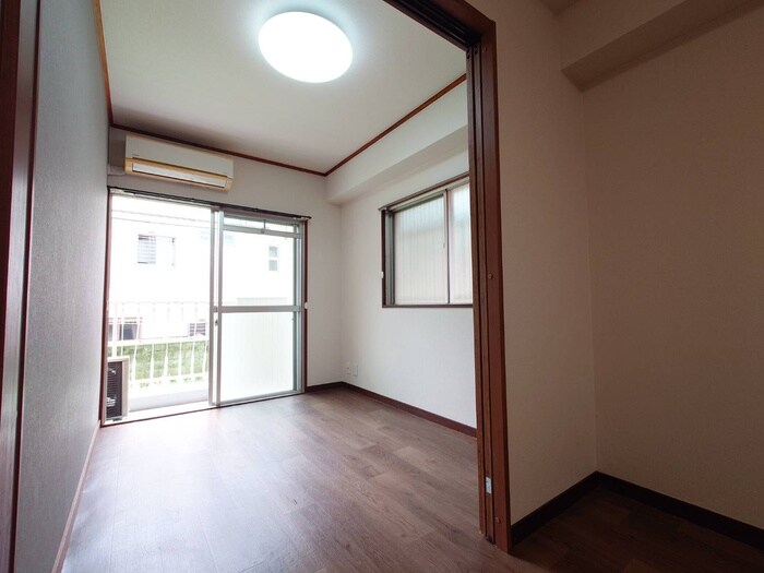 篠原南マンションの物件内観写真