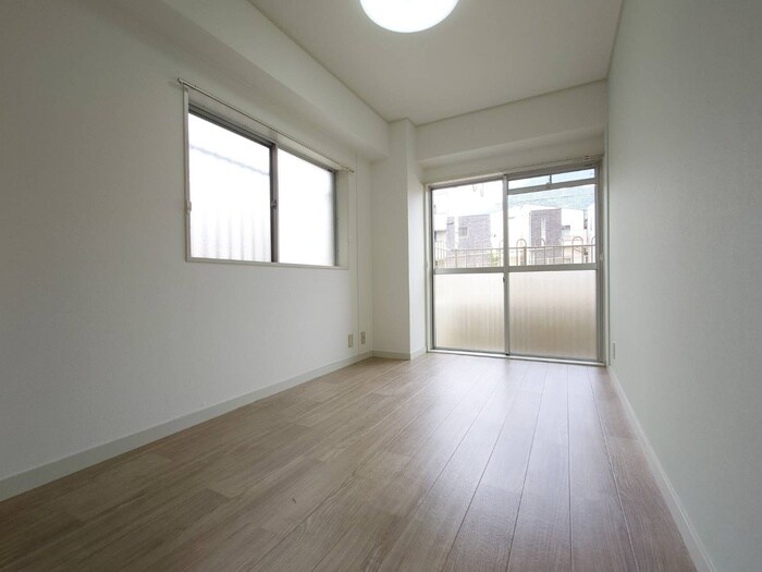 篠原南マンションの物件内観写真