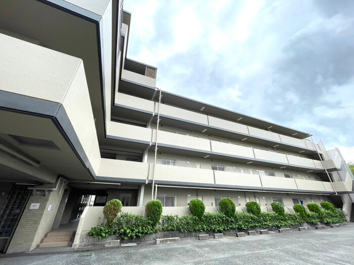 ベルメゾン若王寺の物件外観写真