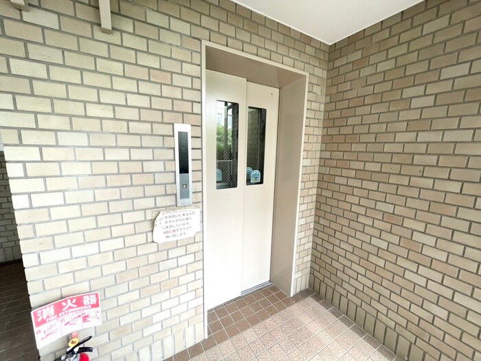 ベルメゾン若王寺の物件外観写真