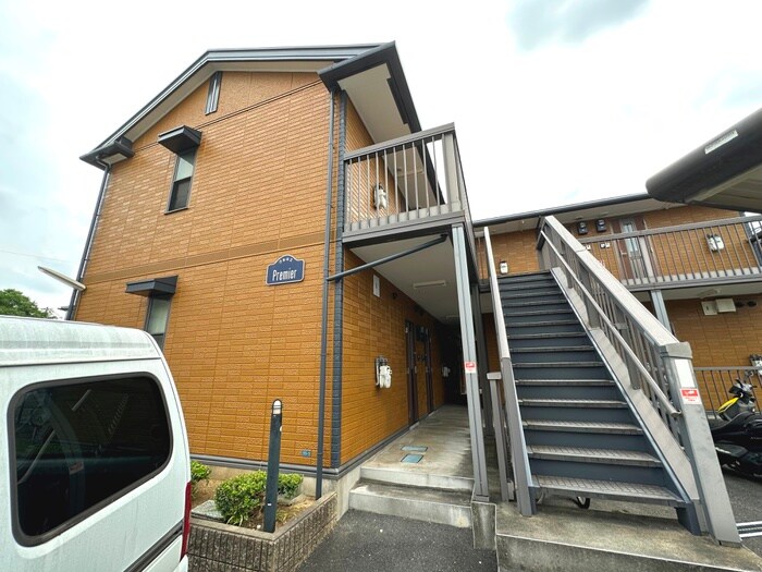 ﾌﾟﾙミエの物件外観写真