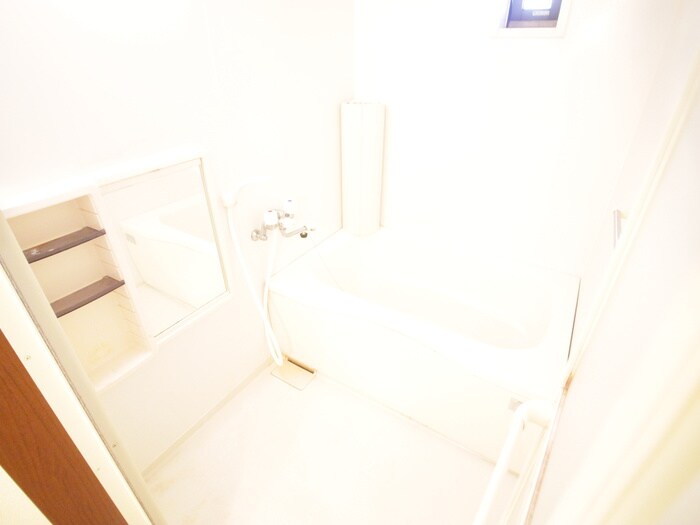 カーサコンフォールの物件内観写真