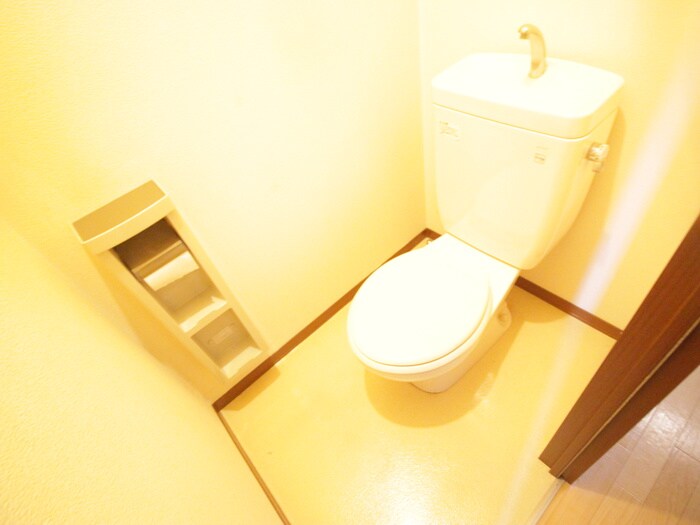 カーサコンフォールの物件内観写真