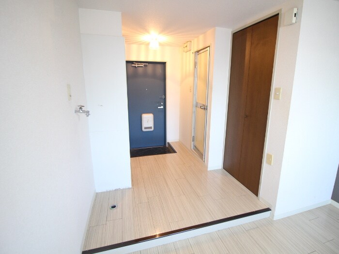 メゾン鼓ヶ滝の物件内観写真