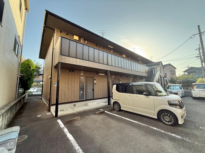 ウィン京田辺の物件外観写真