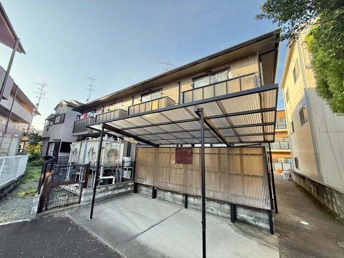 ウィン京田辺の物件外観写真