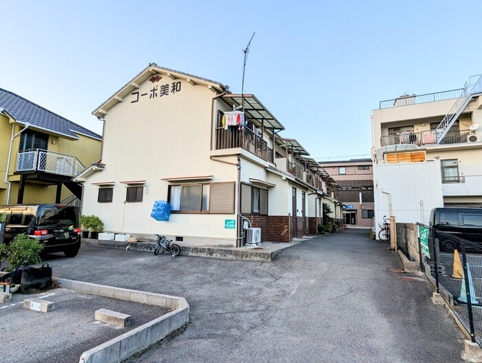 コーポ美和の物件外観写真