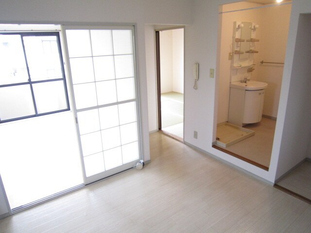 セジュ－ル泉ヶ丘Ａ棟の物件内観写真