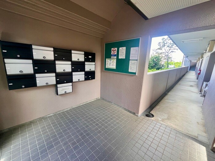 グリーンコート宝塚の物件外観写真