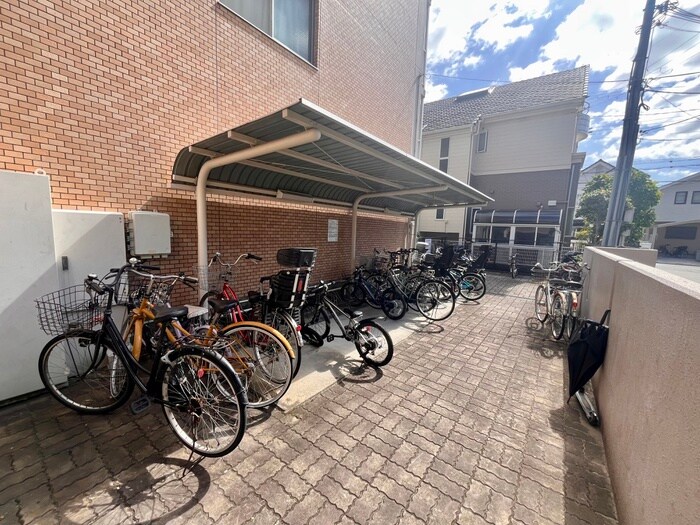 グリーンコート宝塚の物件外観写真