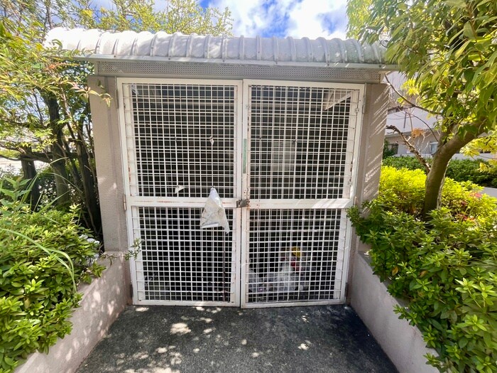 グリーンコート宝塚の物件外観写真