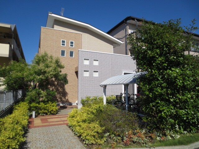 ジョリエ－メゾンの物件外観写真