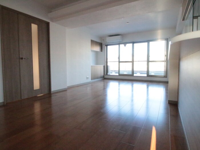 シルエラ御所南の物件内観写真