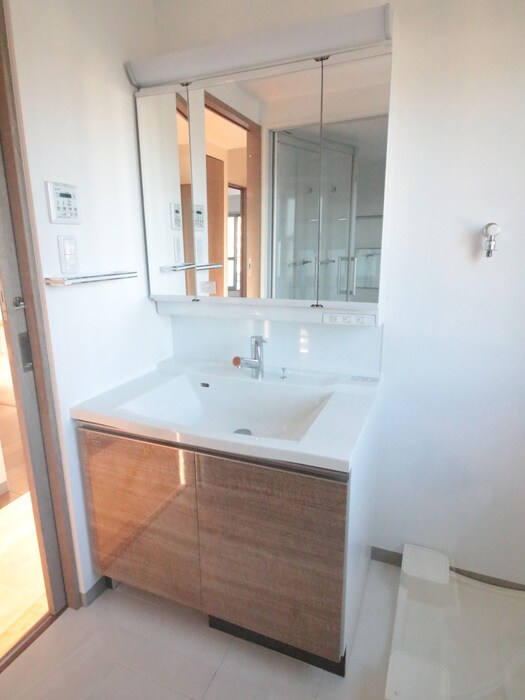 シルエラ御所南の物件内観写真