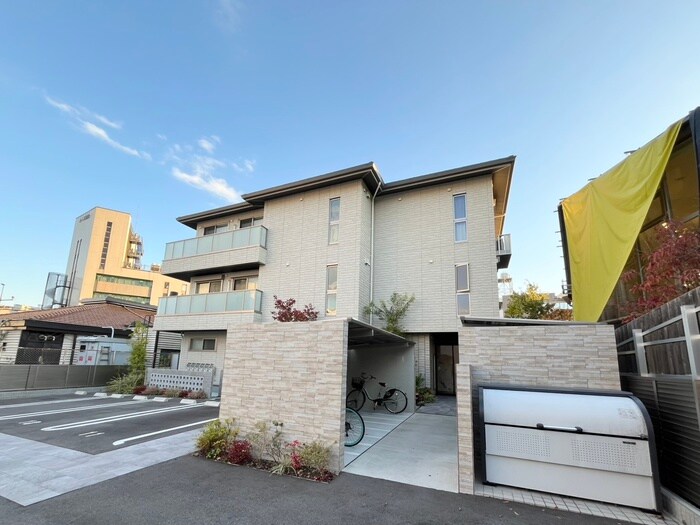 シャーメゾン澤田の物件外観写真