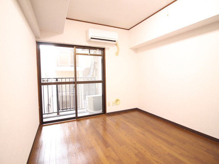 ﾗｲｵﾝｽﾞﾏﾝｼｮﾝ六甲道（303）の物件内観写真