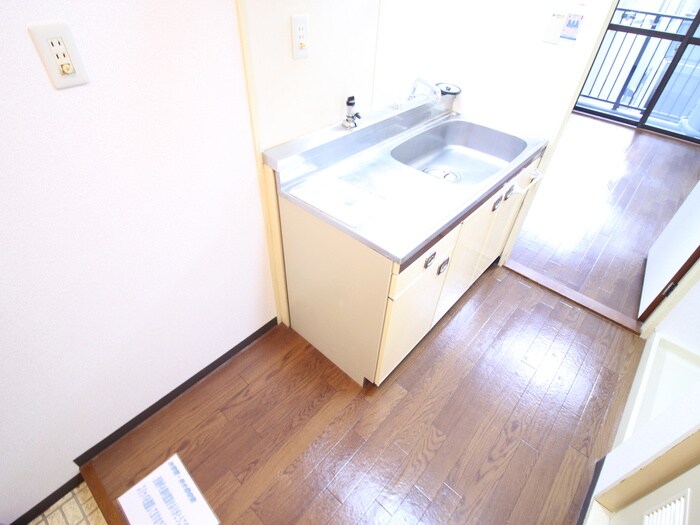 ﾗｲｵﾝｽﾞﾏﾝｼｮﾝ六甲道（303）の物件内観写真