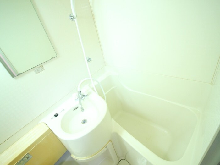 ﾗｲｵﾝｽﾞﾏﾝｼｮﾝ六甲道（303）の物件内観写真