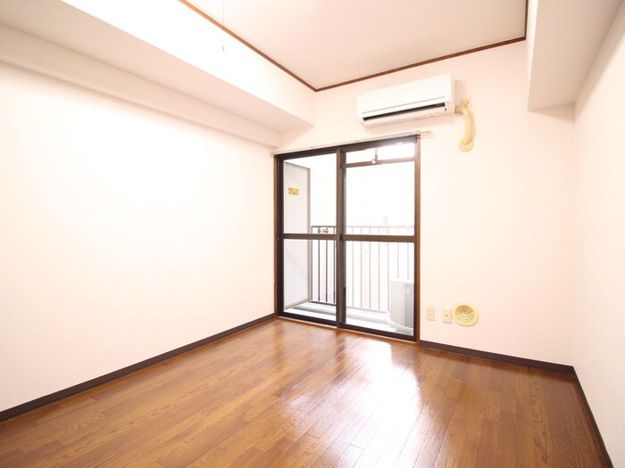 ﾗｲｵﾝｽﾞﾏﾝｼｮﾝ六甲道（303）の物件内観写真