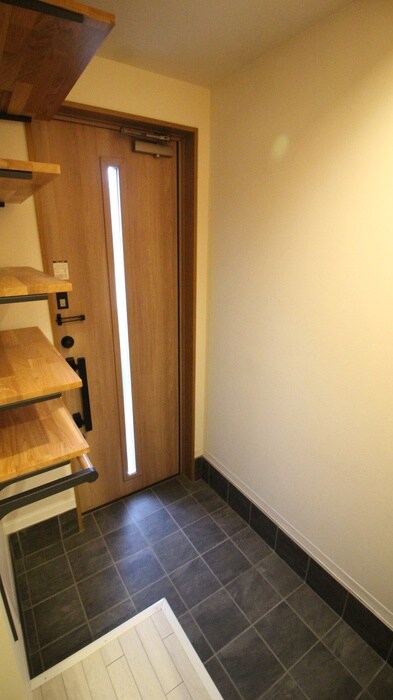 芥川町2丁目貸家の物件内観写真