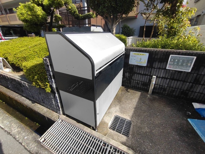 サザンハイムの物件外観写真