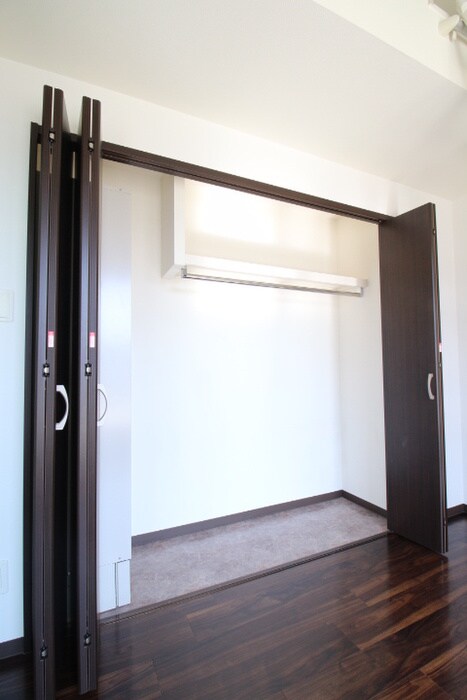 ラ・フォーレ松ヶ枝町Ⅲの物件内観写真