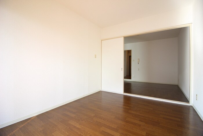 ルミエ－ル・マゴジⅡの物件内観写真