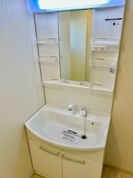 ルミエ－ル・マゴジⅡの物件内観写真