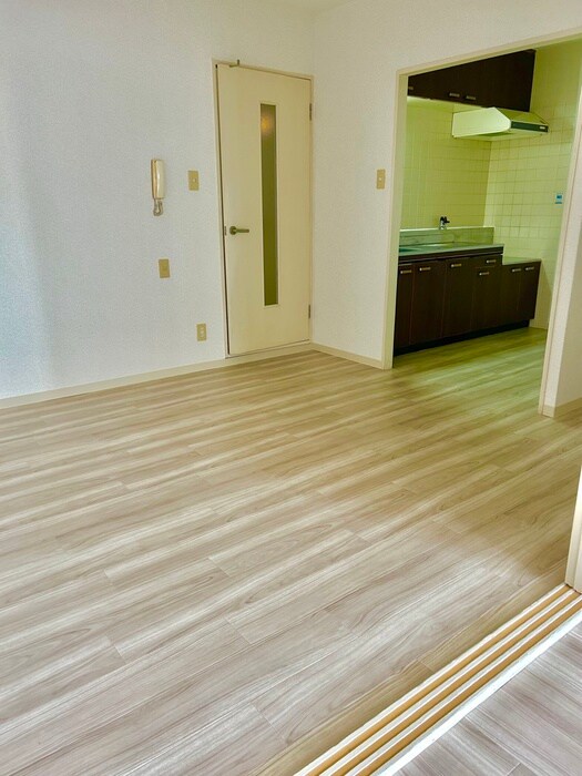 ルミエ－ル・マゴジⅡの物件内観写真