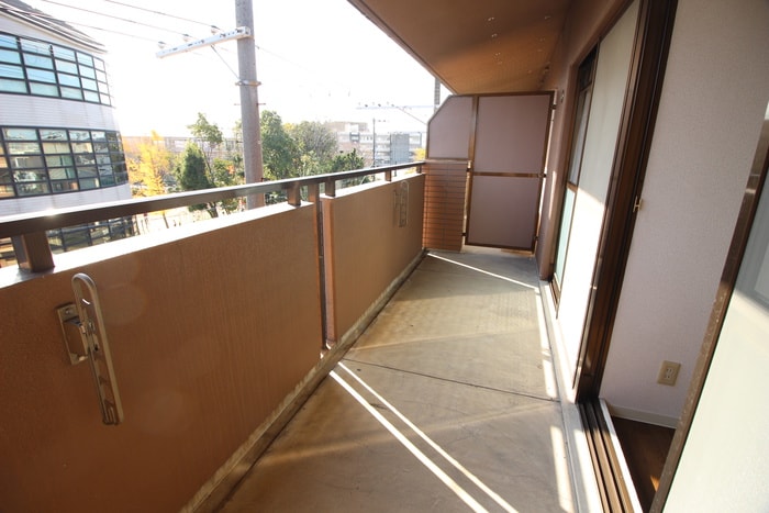 ルミエ－ル・マゴジⅡの物件内観写真