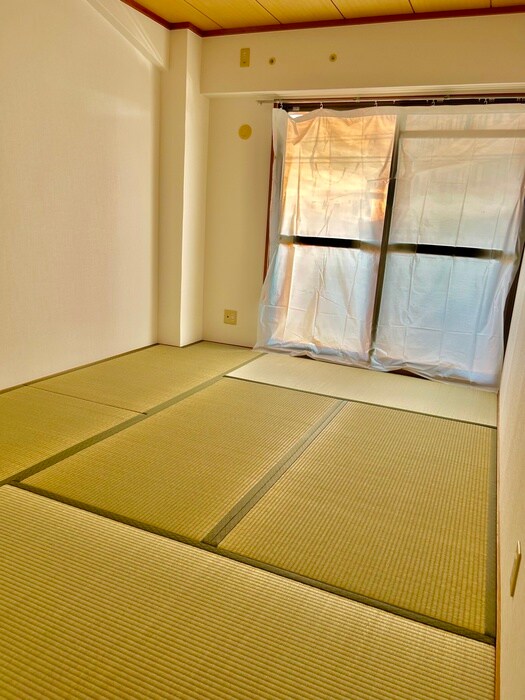 ルミエ－ル・マゴジⅡの物件内観写真