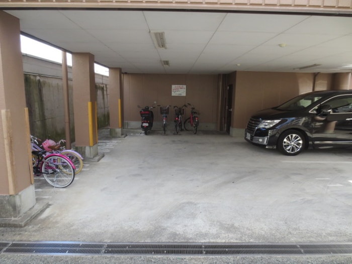 マノワ－ルの物件外観写真