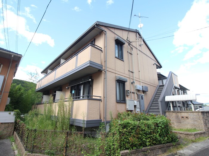 フレエ－ル谷上の物件外観写真