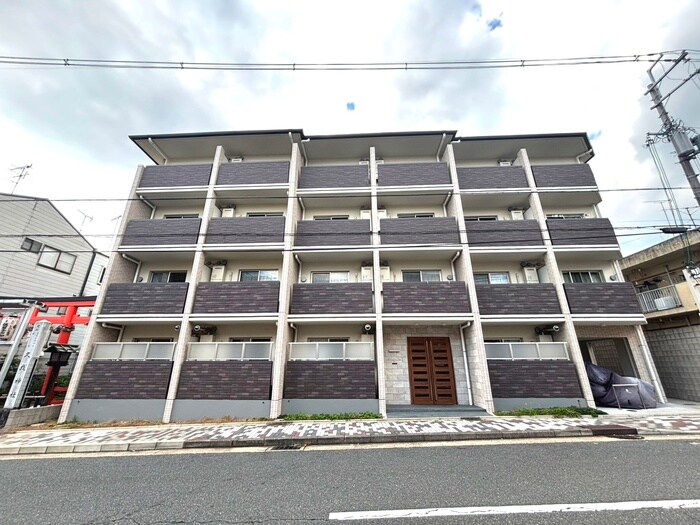 フーガスの物件外観写真